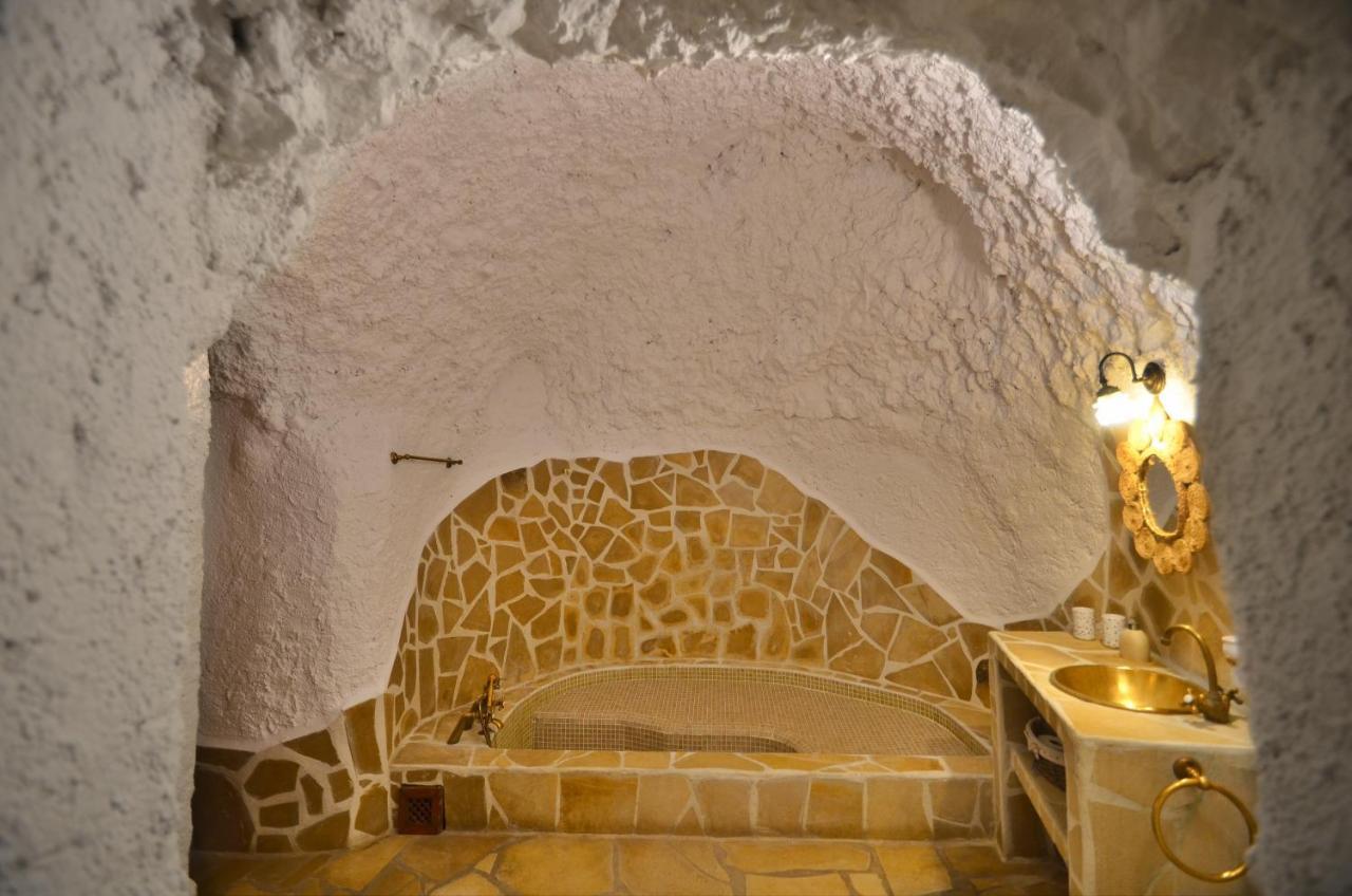 House&Cave Parking And Terrace, In The City Granada Kültér fotó